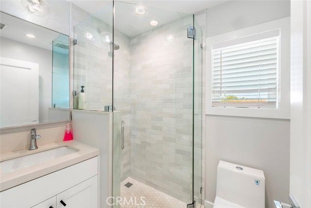 417 E Bay, Newport Beach, CA 92661