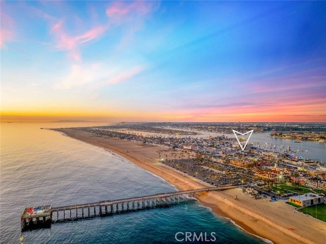 417 E Bay, Newport Beach, CA 92661