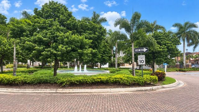 5454 NW 27th Street, Margate, FL 33063