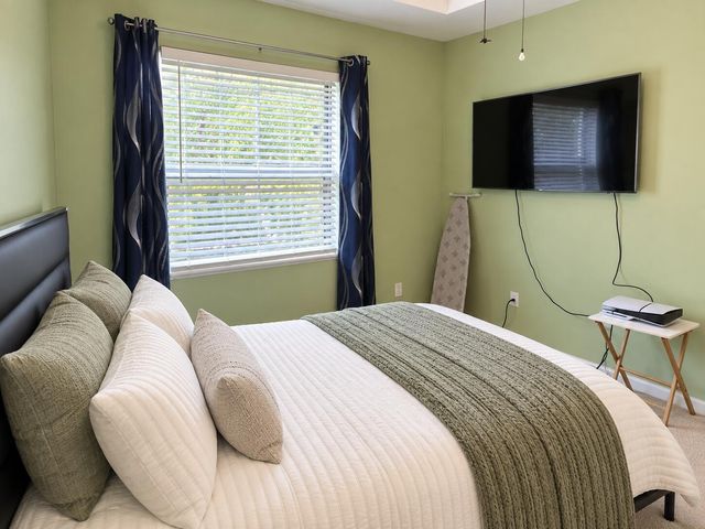 5454 NW 27th Street, Margate, FL 33063