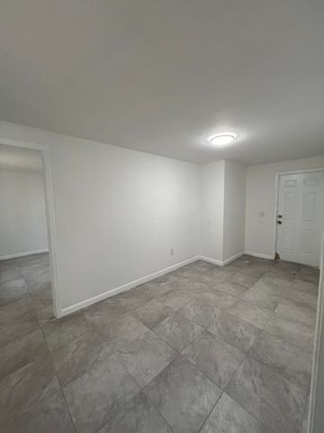 6184 SE Orange Blossom Trail SE, Hobe Sound, FL 33455