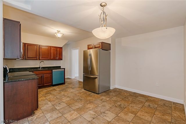 14915 Clifton Boulevard, Lakewood, OH 44107
