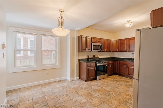 14915 Clifton Boulevard, Lakewood, OH 44107