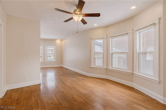 14915 Clifton Boulevard, Lakewood, OH 44107