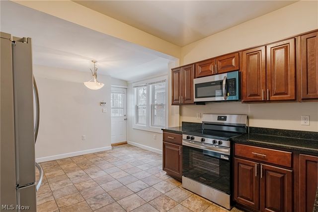 14915 Clifton Boulevard, Lakewood, OH 44107