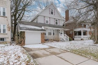 14915 Clifton Boulevard, Lakewood, OH 44107