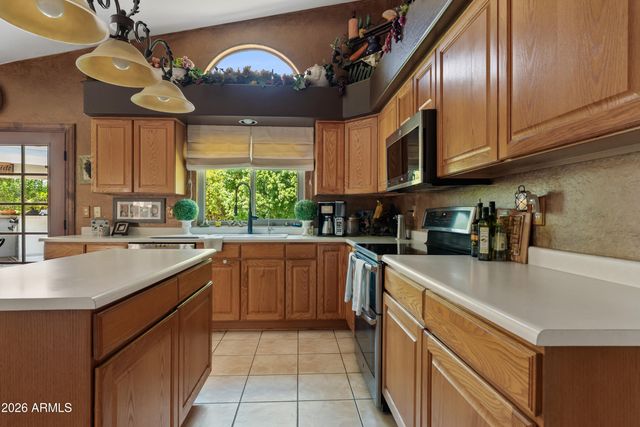 1278 S MONTEREY Street, Gilbert, AZ 85233