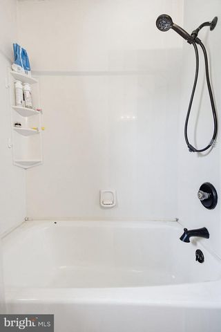 212 BEECHWOOD LN, Elizabethtown, PA 17022