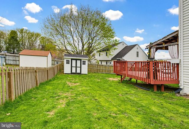212 BEECHWOOD LN, Elizabethtown, PA 17022