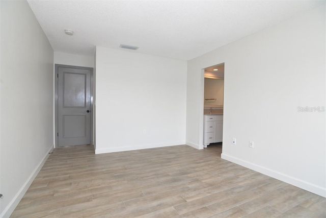 361 W LAKE FAITH DRIVE 112, Maitland, FL 32751