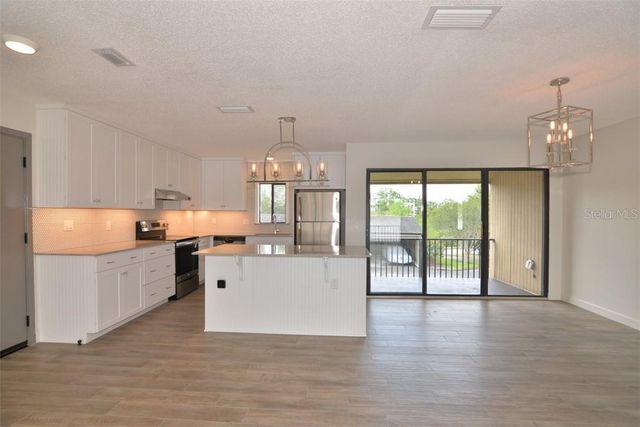 361 W LAKE FAITH DRIVE 112, Maitland, FL 32751