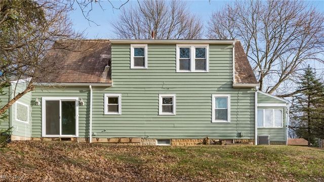 450 W Highland Drive, Zanesville, OH 43701