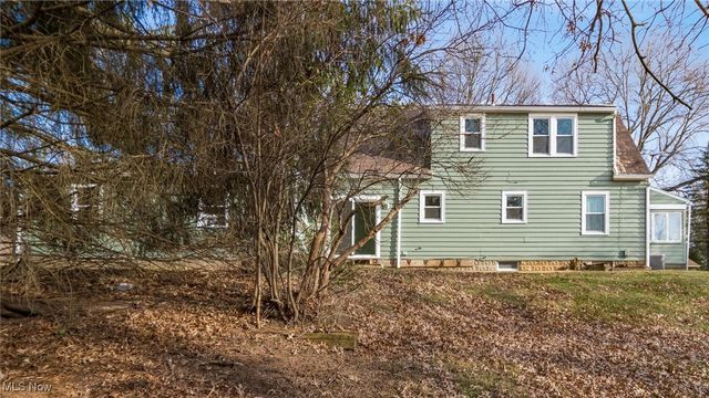 450 W Highland Drive, Zanesville, OH 43701