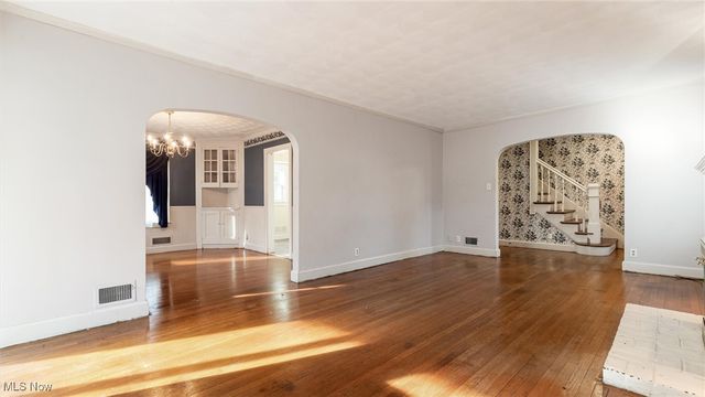 450 W Highland Drive, Zanesville, OH 43701