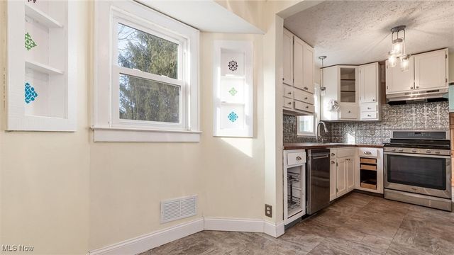 450 W Highland Drive, Zanesville, OH 43701