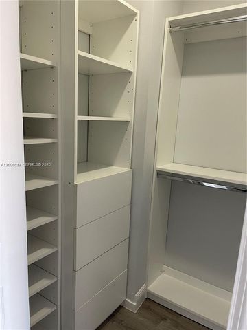 2415 NW 16th St Rd 102, Miami, FL 33125