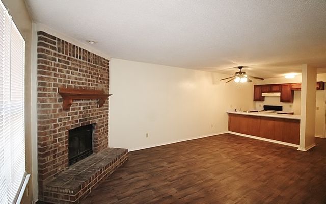 122 Country Bend Drive, Duncanville, TX 75137