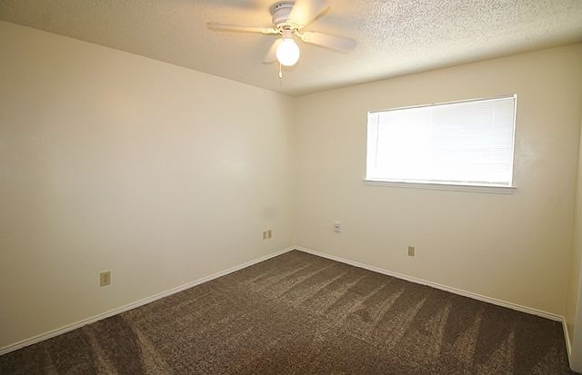 122 Country Bend Drive, Duncanville, TX 75137