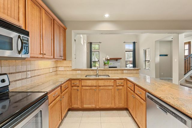 8917 Old Lampasas TRL 33, Austin, TX 78750