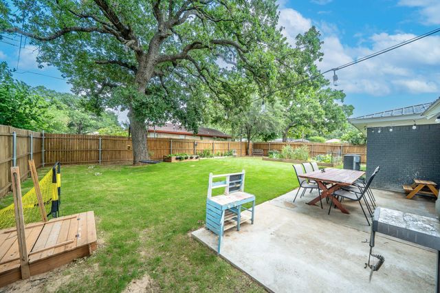 605 28th Avenue, Mineral Wells, TX 76067