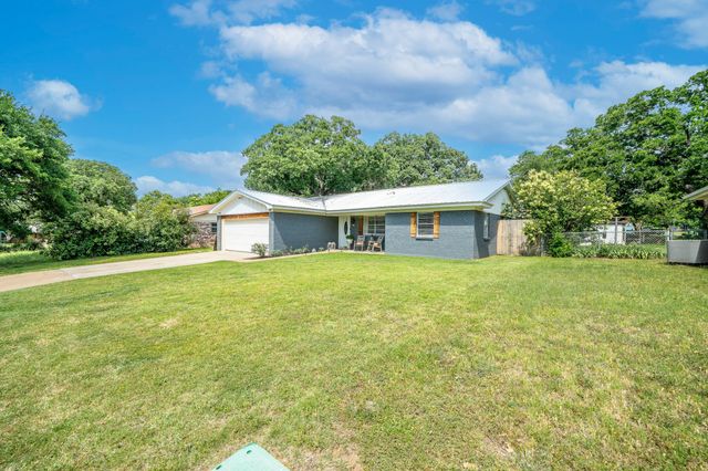 605 28th Avenue, Mineral Wells, TX 76067