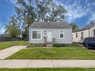 2266 John B Avenue, Warren, MI 48091