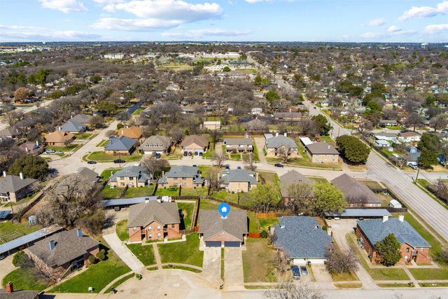 808 Betty Court, Hurst, TX 76053