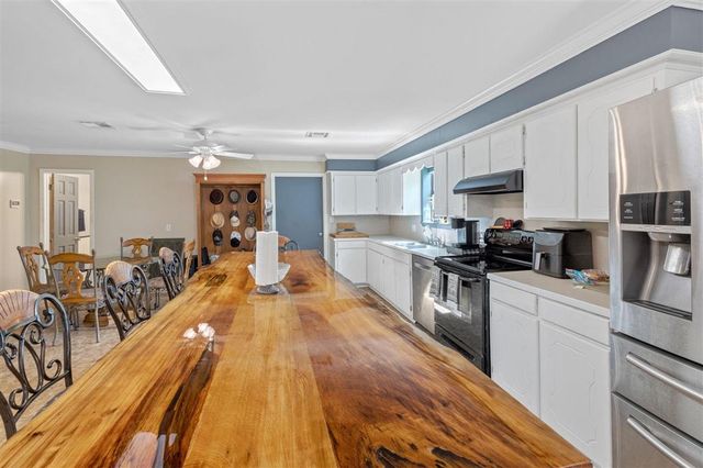 128 Sam Dunham Road, Sulphur, LA 70663