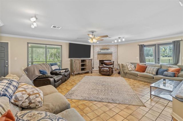 128 Sam Dunham Road, Sulphur, LA 70663