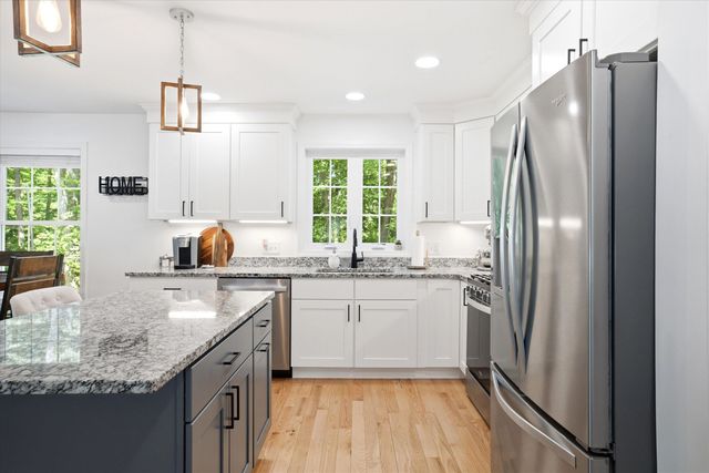 489 High Street, Boscawen, NH 03303