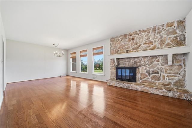 1800 Grandview Drive, Seneca, SC 29672
