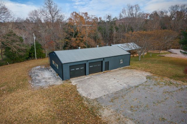 6777 Spencer Rd, Rock Island, TN 38581