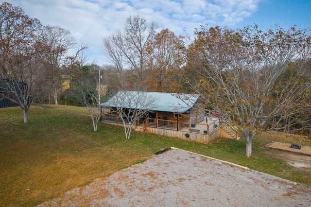 6777 Spencer Rd, Rock Island, TN 38581