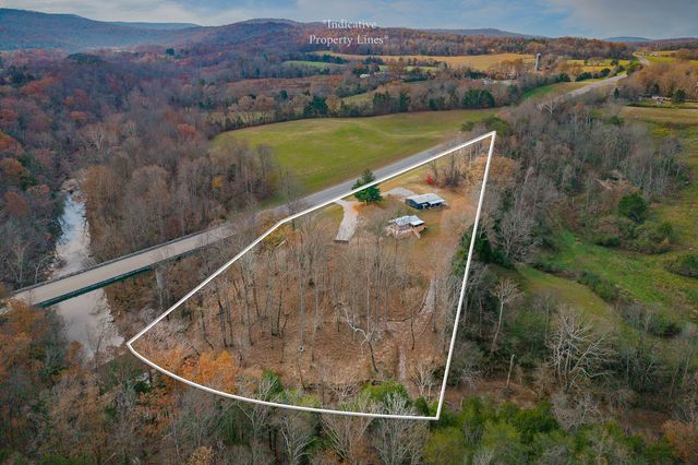 6777 Spencer Rd, Rock Island, TN 38581