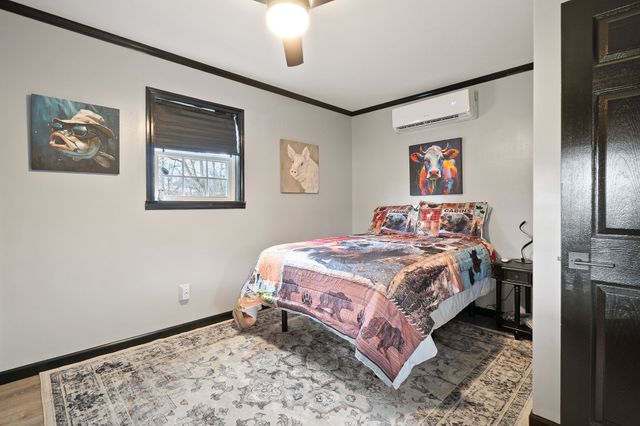 6777 Spencer Rd, Rock Island, TN 38581