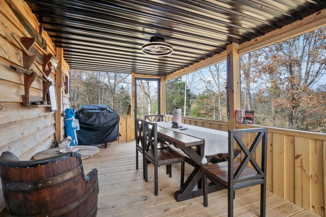 6777 Spencer Rd, Rock Island, TN 38581