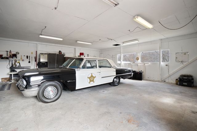 6777 Spencer Rd, Rock Island, TN 38581