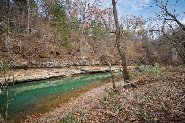 6777 Spencer Rd, Rock Island, TN 38581