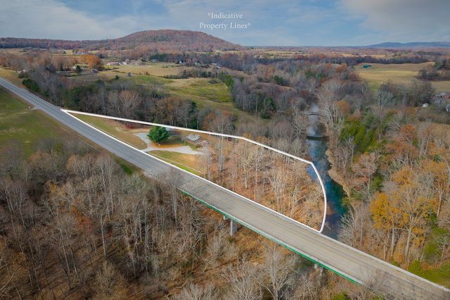 6777 Spencer Rd, Rock Island, TN 38581