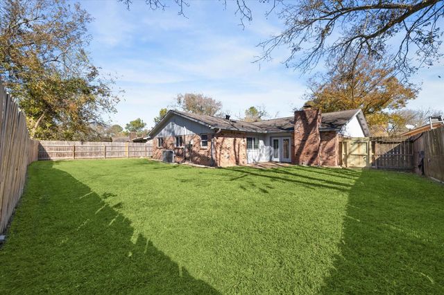 7330 Mar Vista Drive, Houston, TX 77083