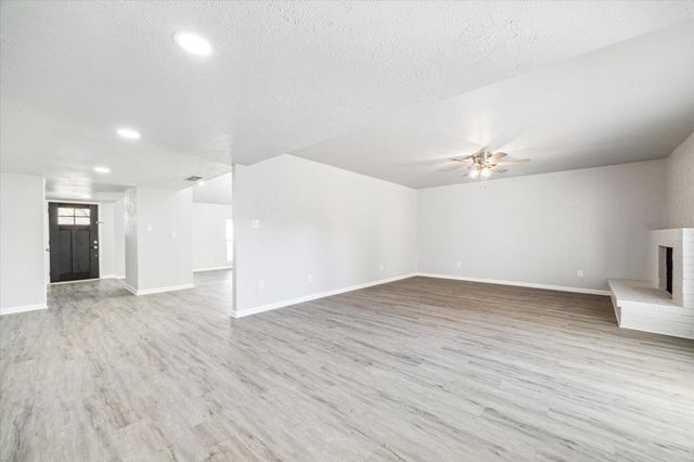 7330 Mar Vista Drive, Houston, TX 77083