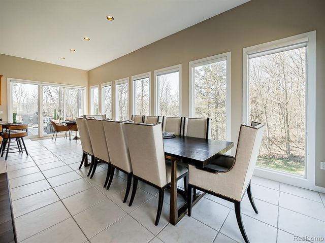 6310 Branford Drive, West Bloomfield, MI 48322