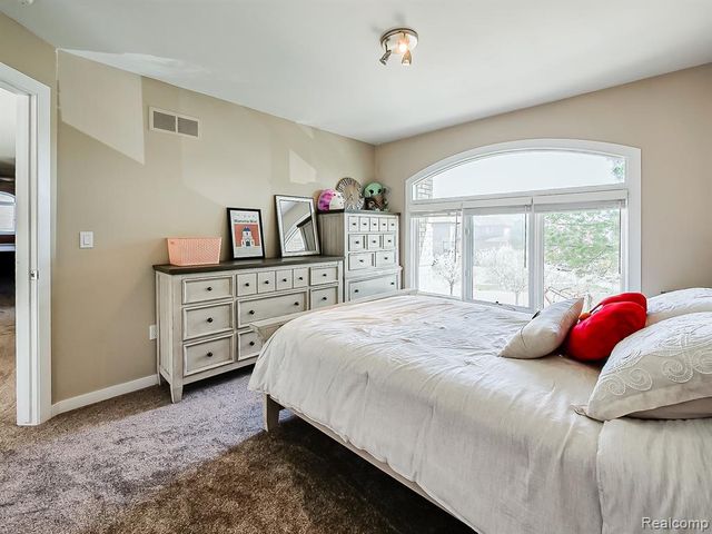 6310 Branford Drive, West Bloomfield, MI 48322