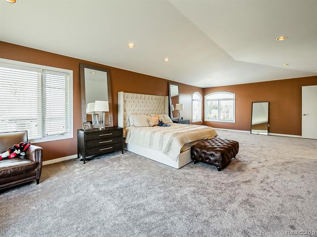 6310 Branford Drive, West Bloomfield, MI 48322