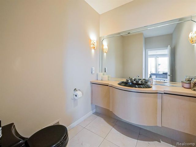 6310 Branford Drive, West Bloomfield, MI 48322