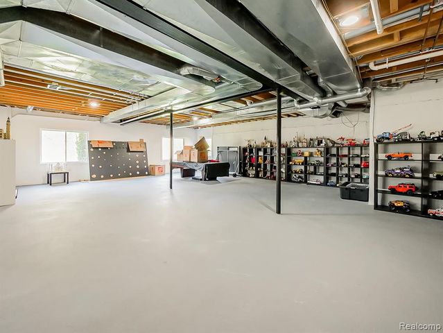 6310 Branford Drive, West Bloomfield, MI 48322