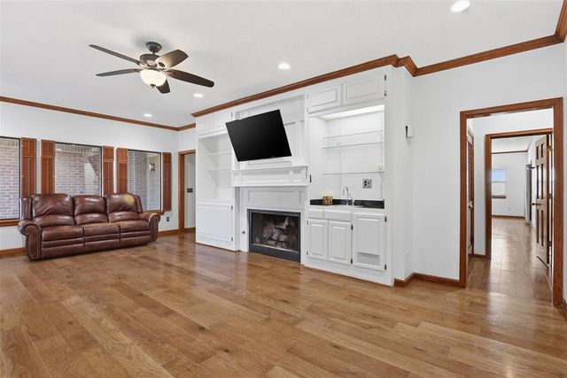 11300 N Pennsylvania Avenue 108, Oklahoma City, OK 73120