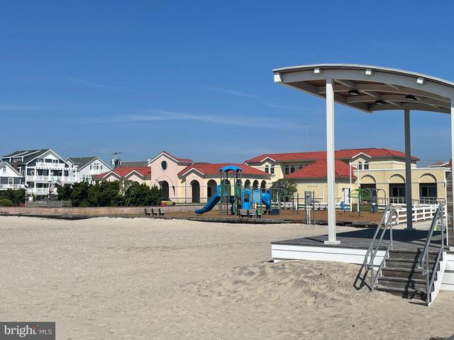6427 MONMOUTH AVE, Ventnor City, NJ 08406