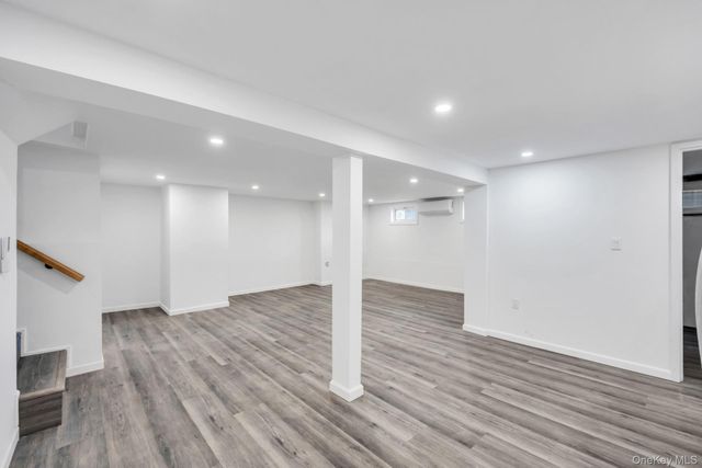 48 Earl Road, Melville, NY 11747