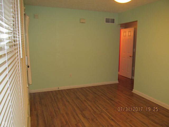 325 E Fall Creek Drive S, Indianapolis, IN 46205